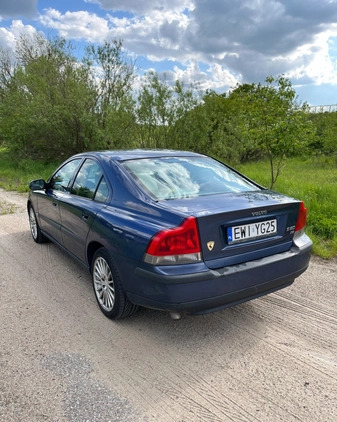 Volvo S60 cena 10000 przebieg: 296000, rok produkcji 2001 z Bieżuń małe 137